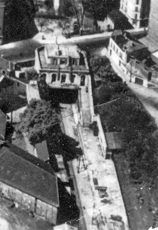 Vue aérienne de la gare du parc Montsouris dans les années Soixante. 