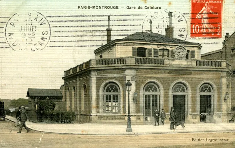 Façade de la gare de Montrouge-Ceinture du côté de la rue Beaunier.