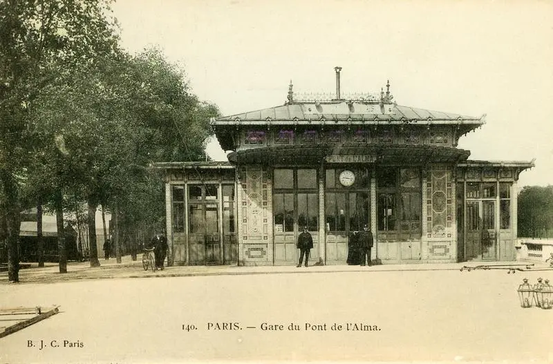Station du Pont de l'Alma