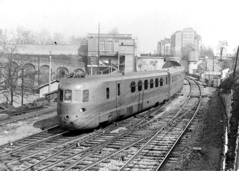 TAR (pour Train Automoteur Rapide) à La Rapée-Bercy le 8 mars 1947 